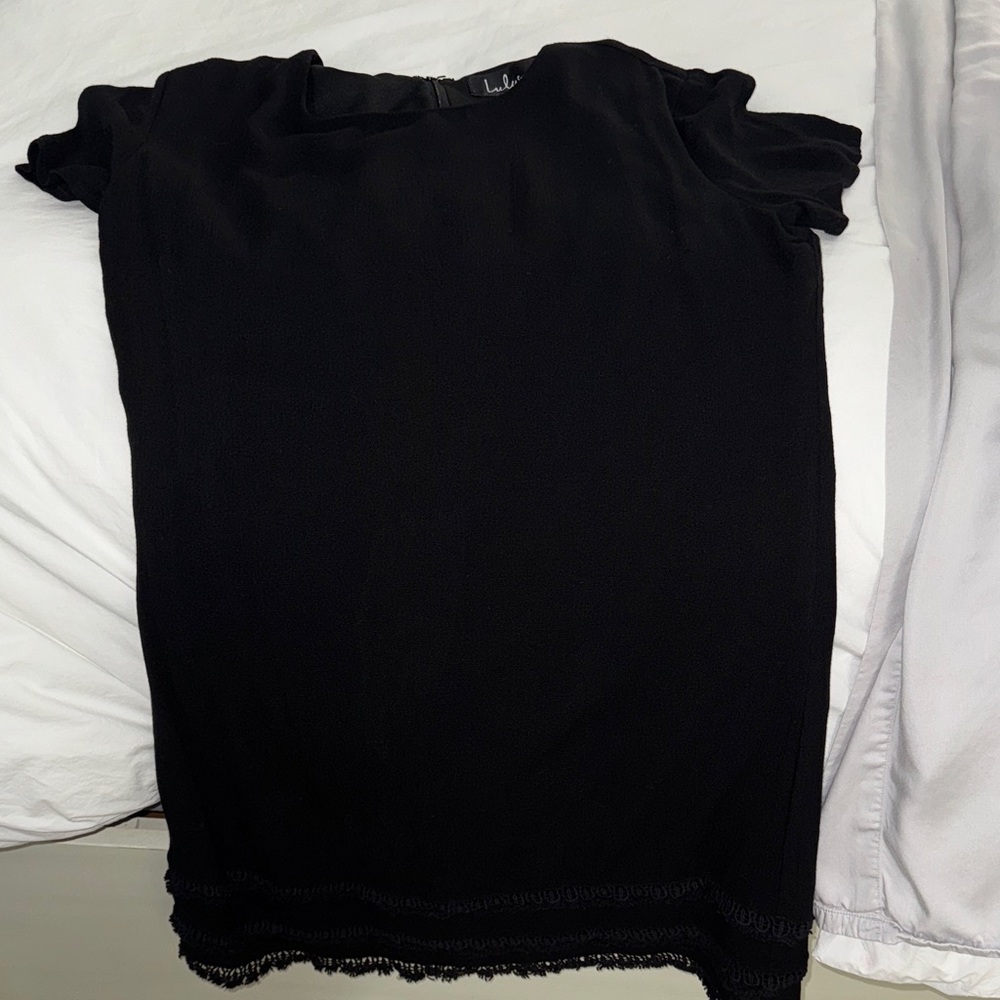 Lulus little black dress